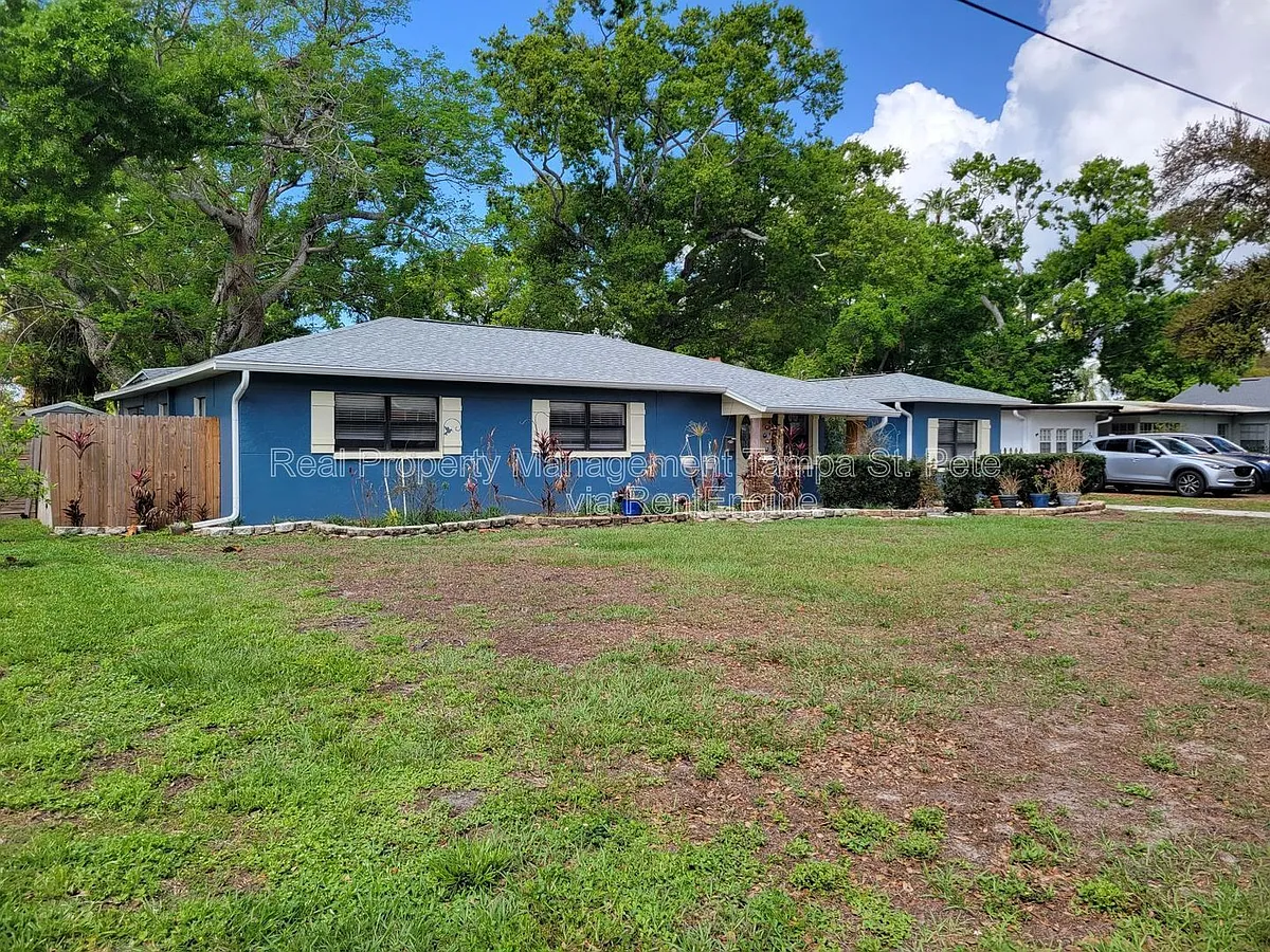 Building Photo - 4311 S Thatcher Ave