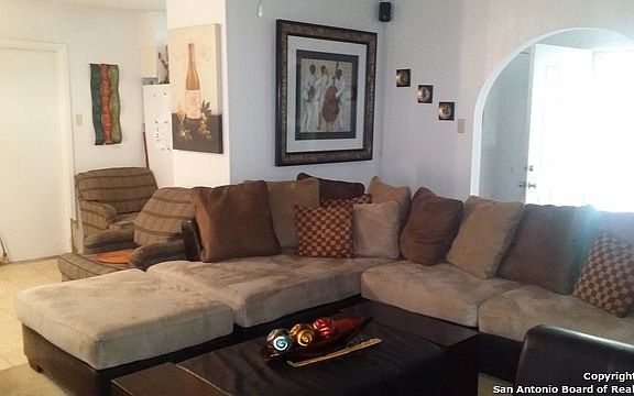 3rd image of 12022 El Sendero St