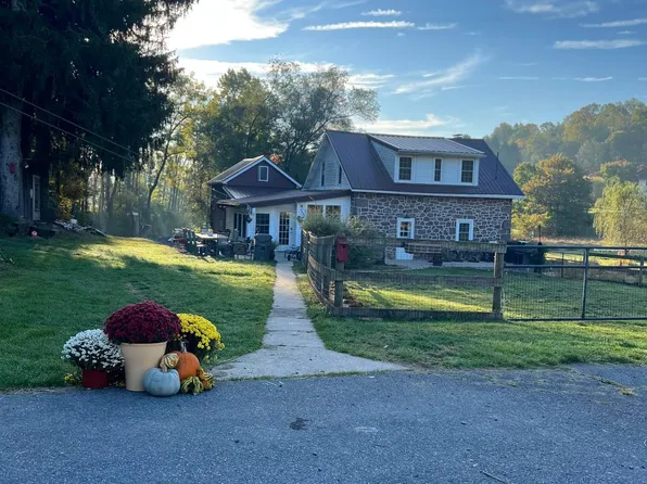 720 Fairmont Ave, Mohnton, PA 19540