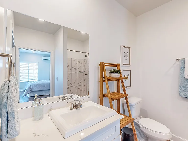 Coastal Club Apartments — Photo 31