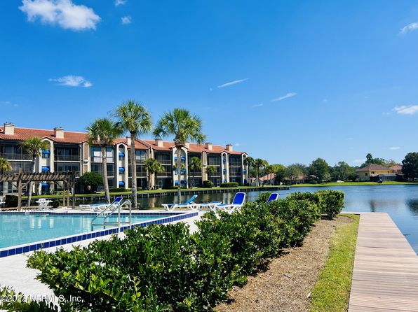 3809 La Vista Cir N #231