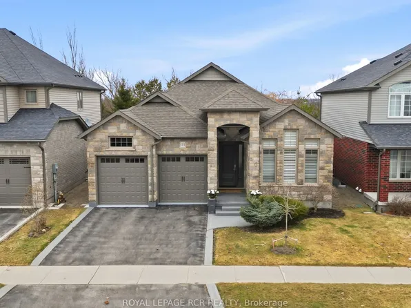 111 Taylor Dr, Grand Valley, ON L9W 6P2