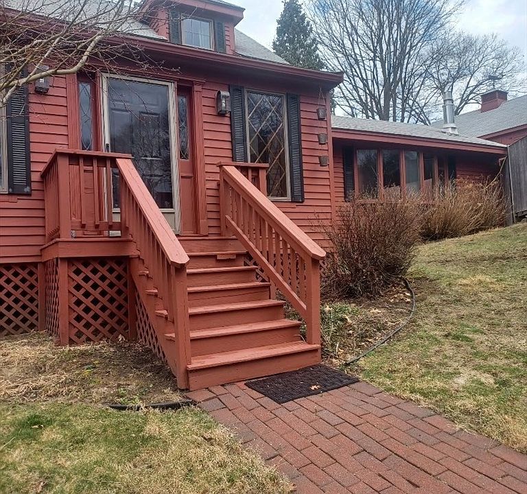 1st image of 63 Johnson St