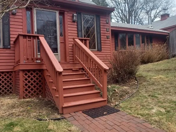 63 Johnson St, Boston, MA 02132