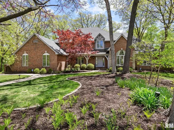 436 W Thousand Oaks Dr, Peoria, IL 61615