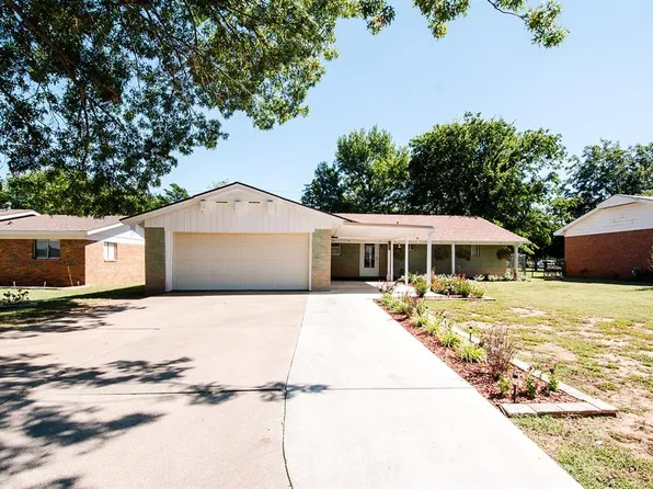 114 High St, Pauls Valley, OK 73075