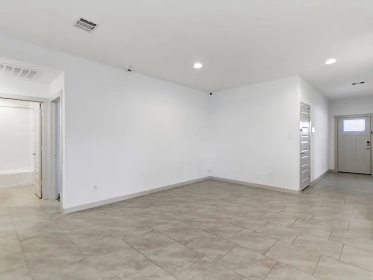 30034 Reagans Ranch Dr — Photo 4