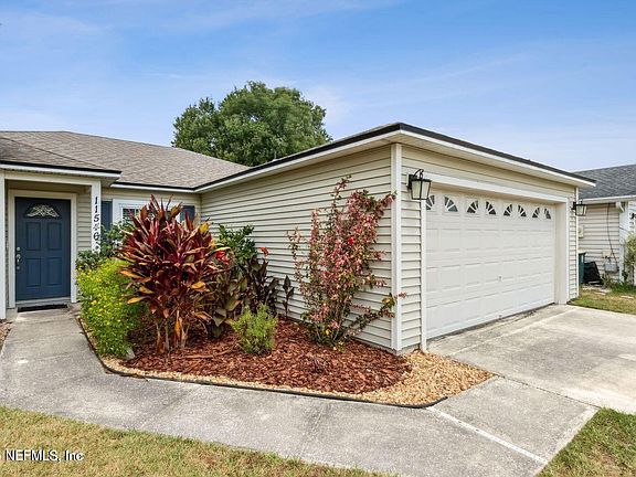 2nd image of 11546 Twin Oaks Trl