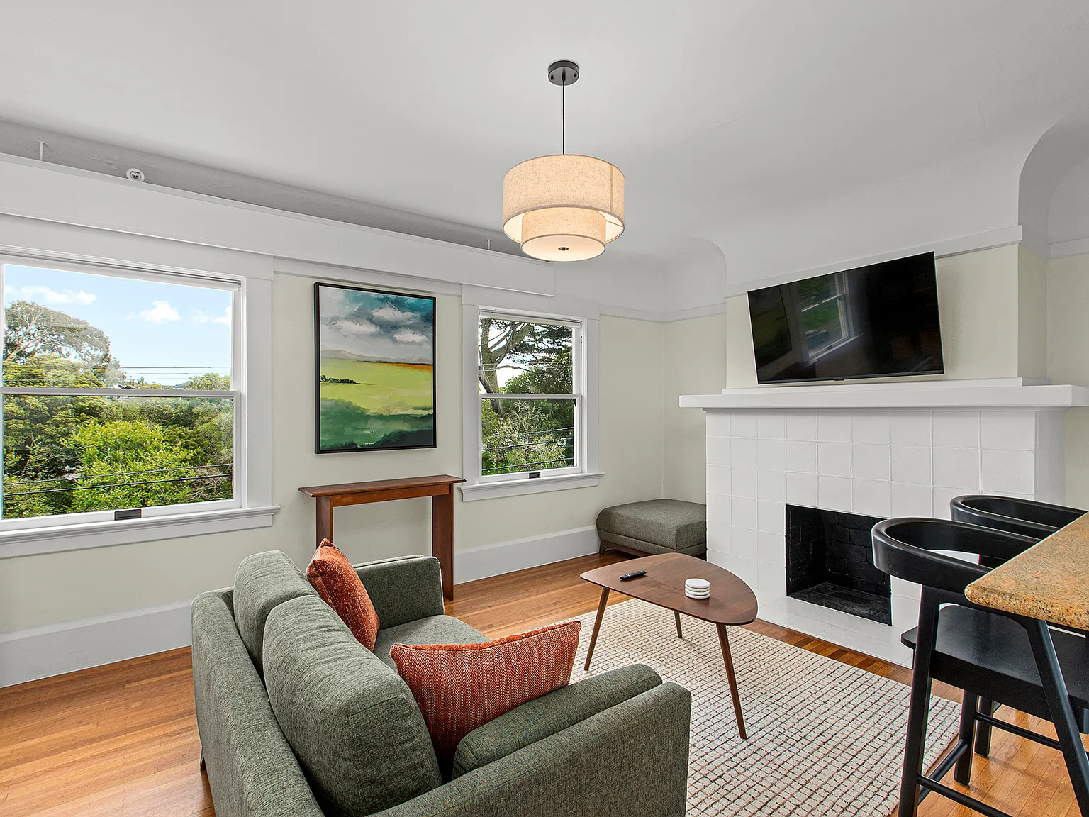 1 bed, $5,500 — Photo 1