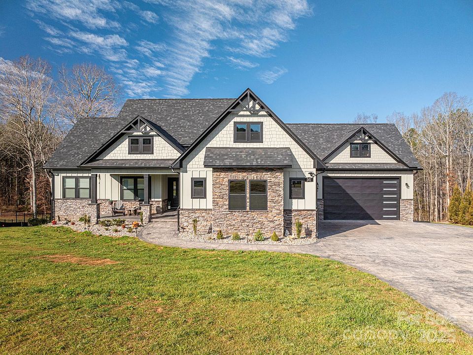 1st image of 141 Woodward Way