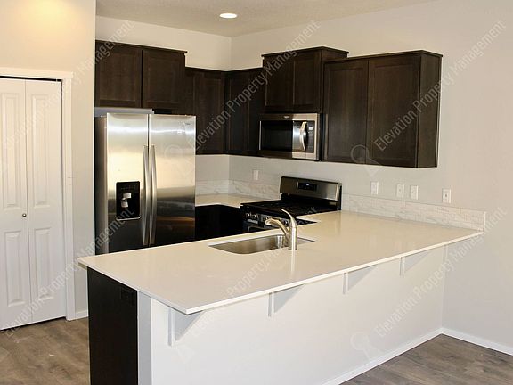 5th image of 20560 SE Evian Ave