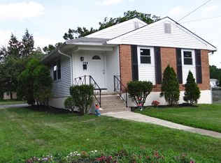 300 Walnut Ave, Gloucester City, NJ 08030