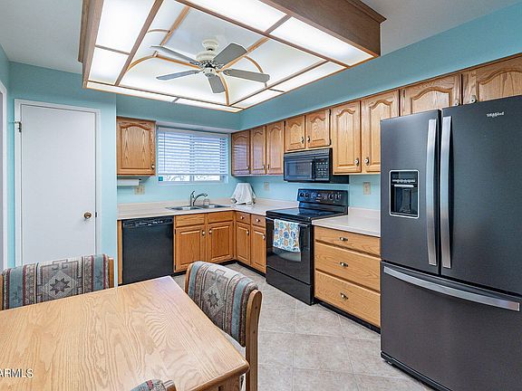 4th image of 10902 W Meade Drive