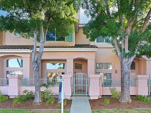 4th image of 34271 Tan Bark Dr #151
