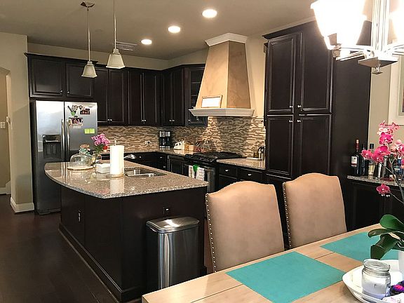 4th image of 1010 Brook Forest Ln
