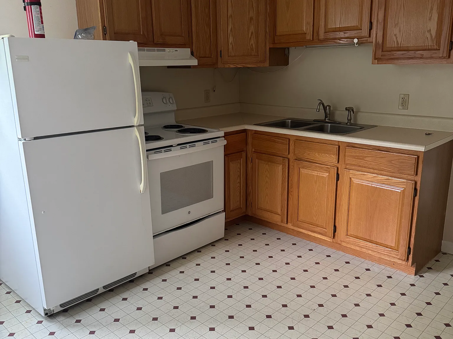 2 bed, 780 sqft, $1,450 — Photo 1