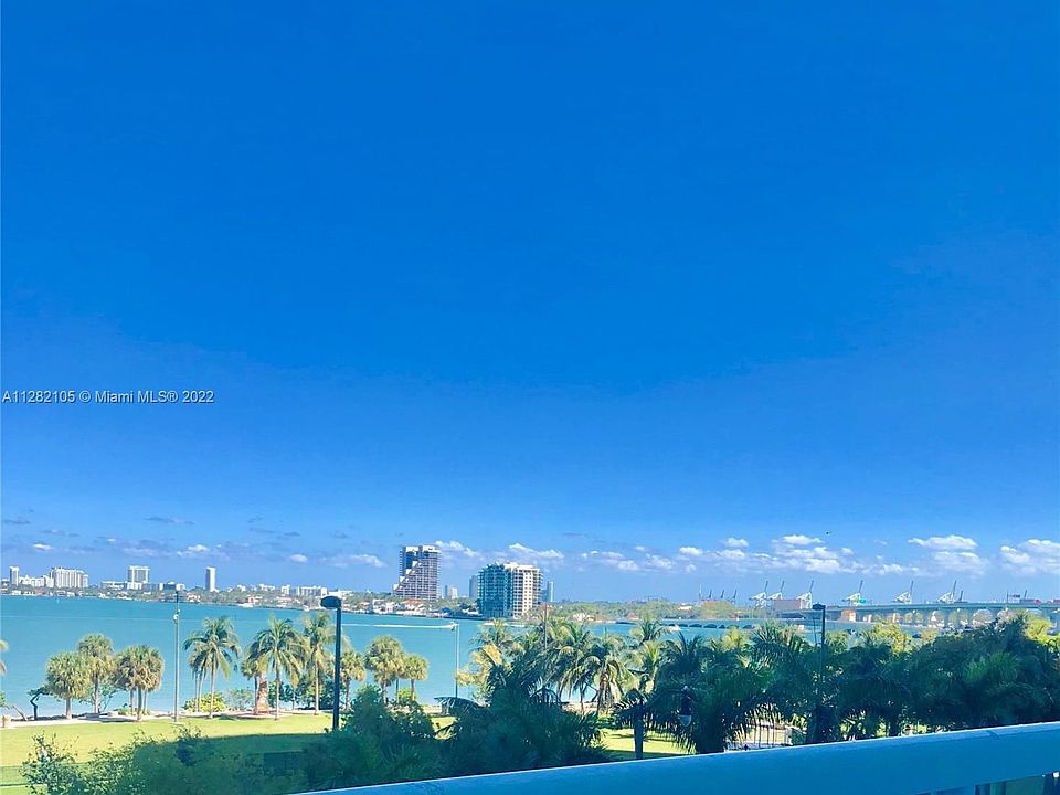 1st image of 1800 N Bayshore Dr APT 407