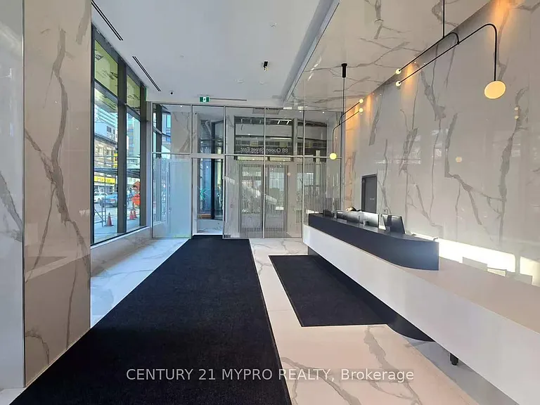 88 Queen St E #2105 — Photo 12
