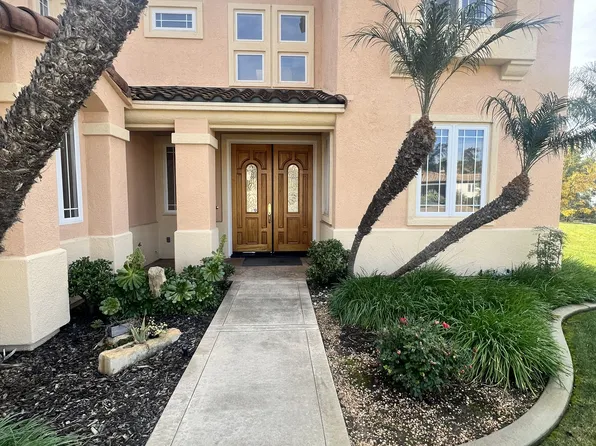 1328 Sonia Ct, Vista, CA 92084