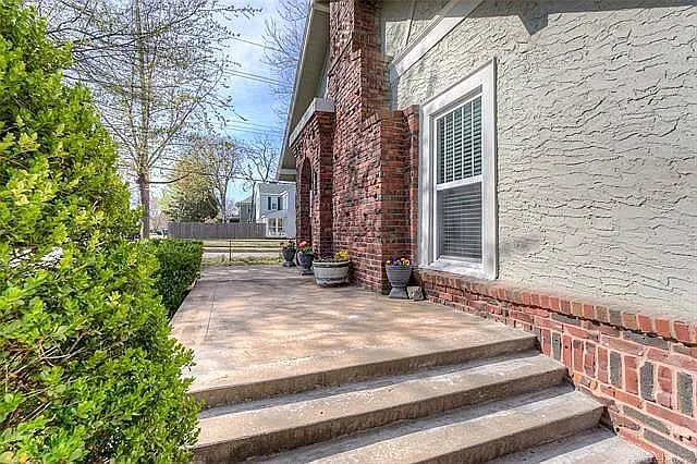 1146 S Birmingham Ave — Photo 6