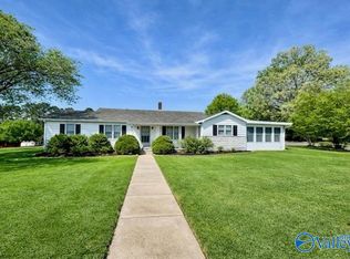 17023 Red Hill Rd, Athens, AL 35611