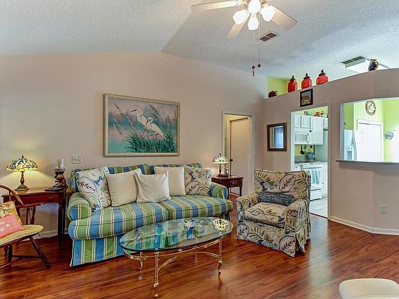 5th image of 1019 Isle Of Palms Ln