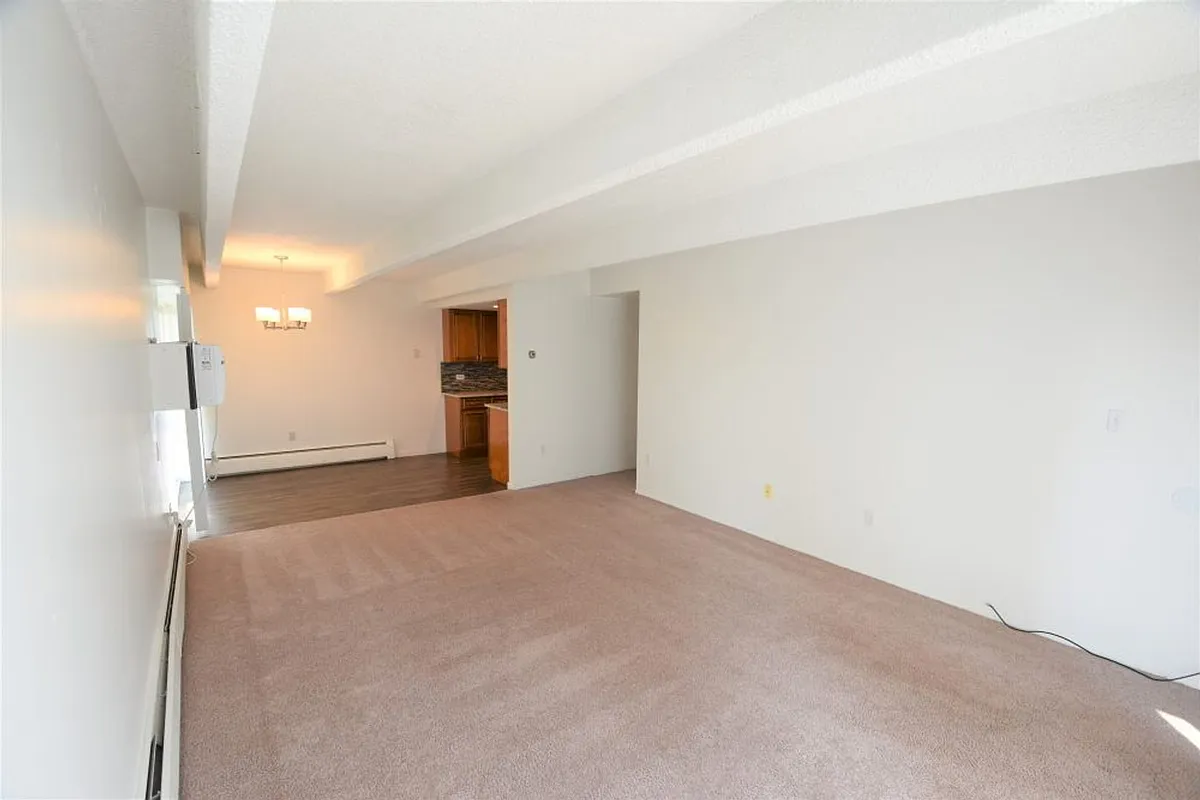 Building Photo - 4440 Laguna Pl #306