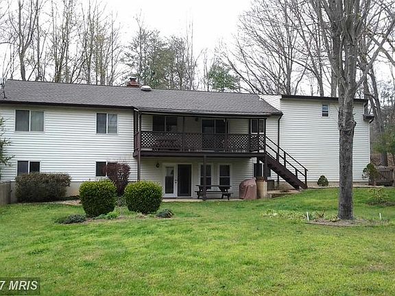 2nd image of 910 Warner Dr