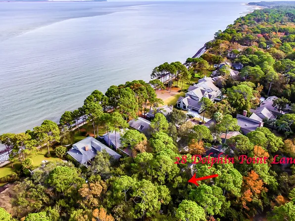 28 Dolphin Point Ln, Hilton Head Island, SC 29926