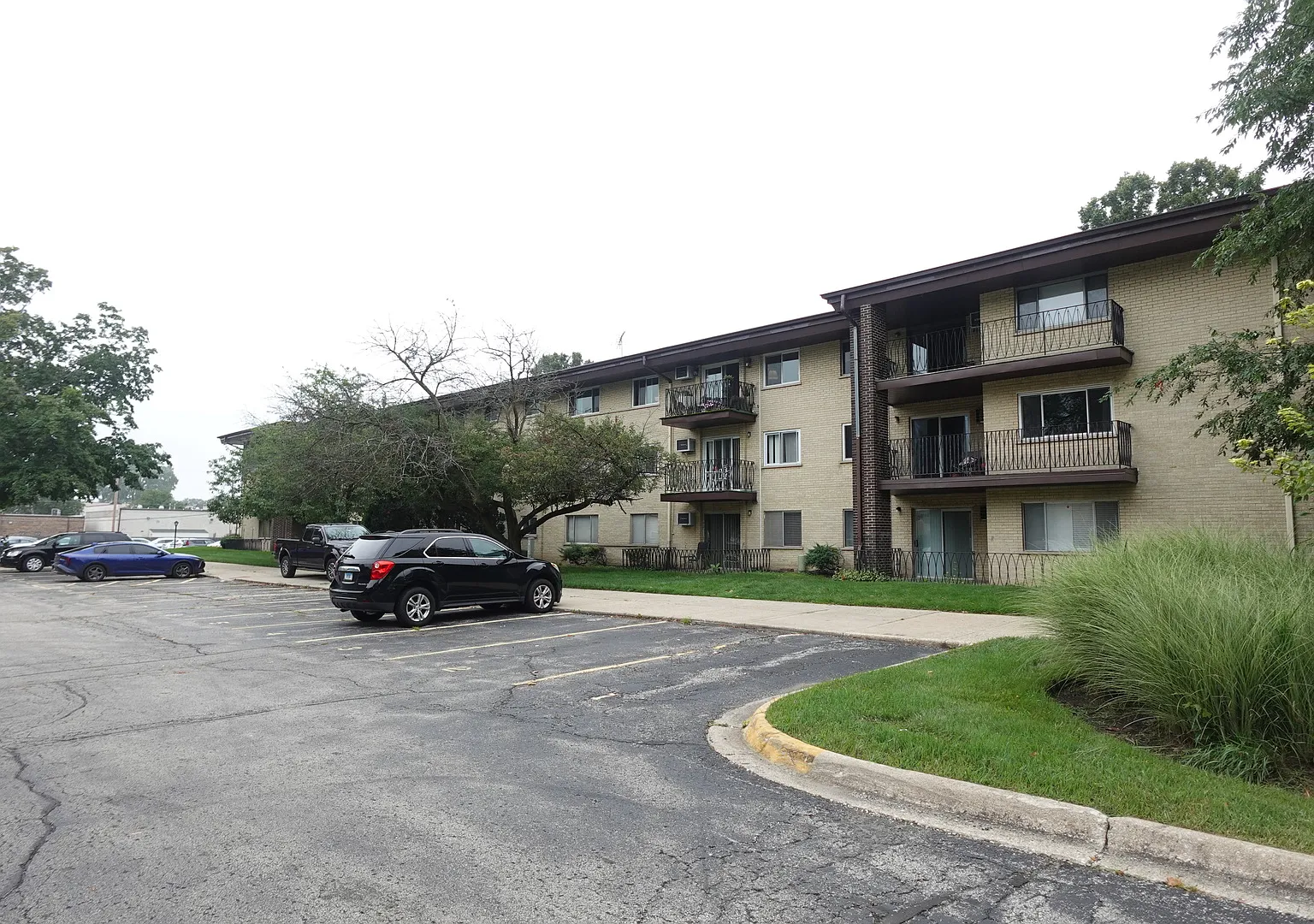 2 bed, 1100 sqft, $1,995 — Photo 3
