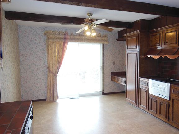 3rd image of 5206 Pleasant Ave