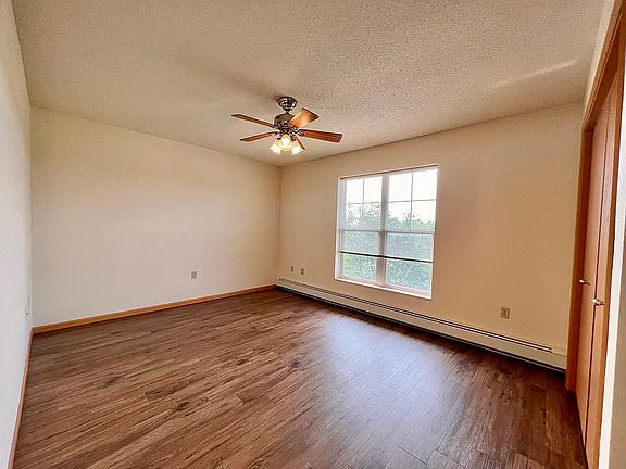 4th image of 901 Dominion Dr APT 205