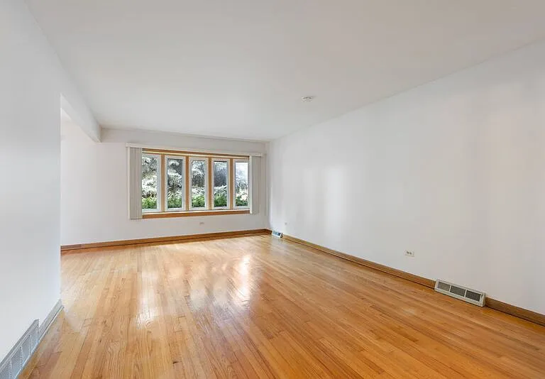 4201 Prairie Ave — Photo 9