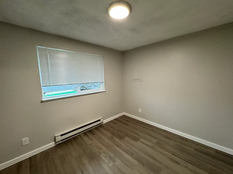 565 SE 8th Ave #A103 — Photo 4
