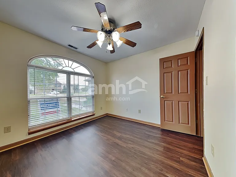 511 Zephyr Way — Photo 11