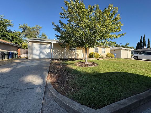 2nd image of 909 Hampton Rd