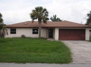 157 Taylor St, Lake Wales, FL 33859