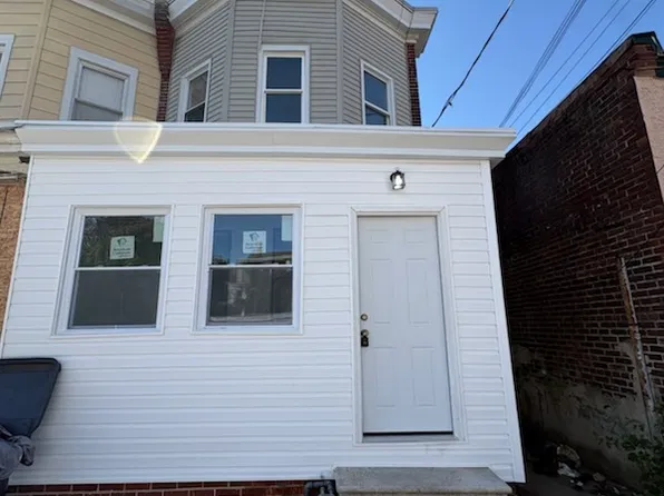 2 E 23rd St, Wilmington, DE 19802