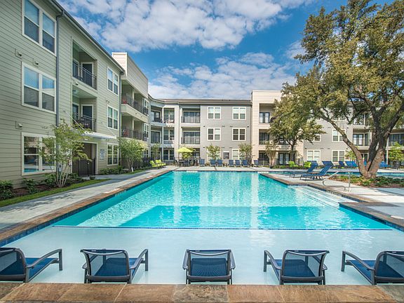 3rd image of 13301 Galleria Pl #F569fbda0