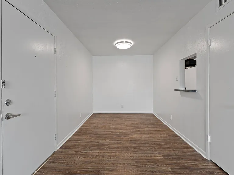 The Village Residences — Photo 13