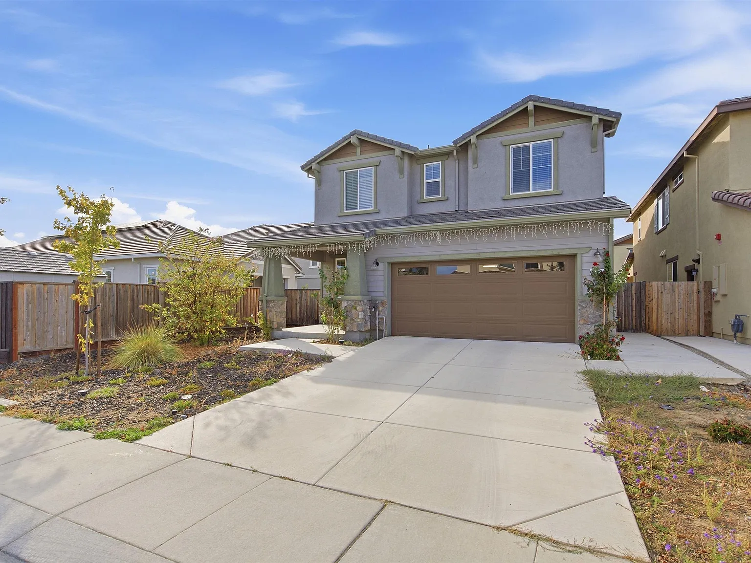 4 bed, 3.0 bath, 2796 sqft, $4,500 — Photo 3