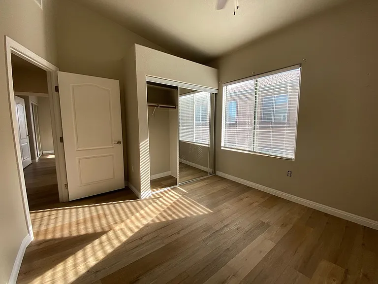 3504 Desert Cliff St #202 — Photo 18