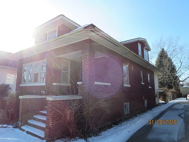 1st image of 830 S 20th Ave