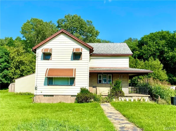 248 North St, Auburn, NY 13021