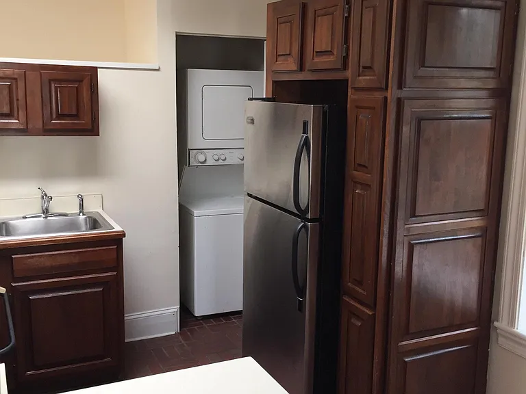 16 E Hartwell Ln #2 — Photo 9