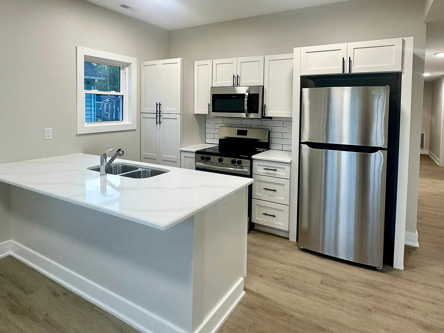 3 bed, 1150 sqft, $1,795 — Photo 1