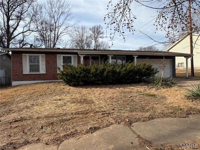 11835 El Camara Dr, Florissant, MO, 63033