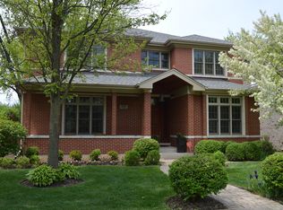 830 S Chester Ave, Park Ridge, IL 60068