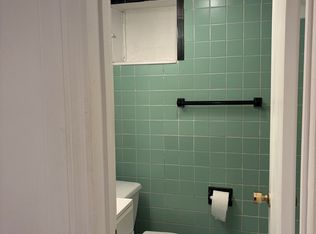 461 9th St #BASEMENT, Fairview, NJ 07022