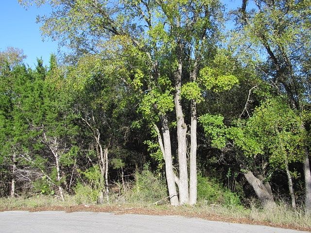 2nd image of 25 E Wichita Ln